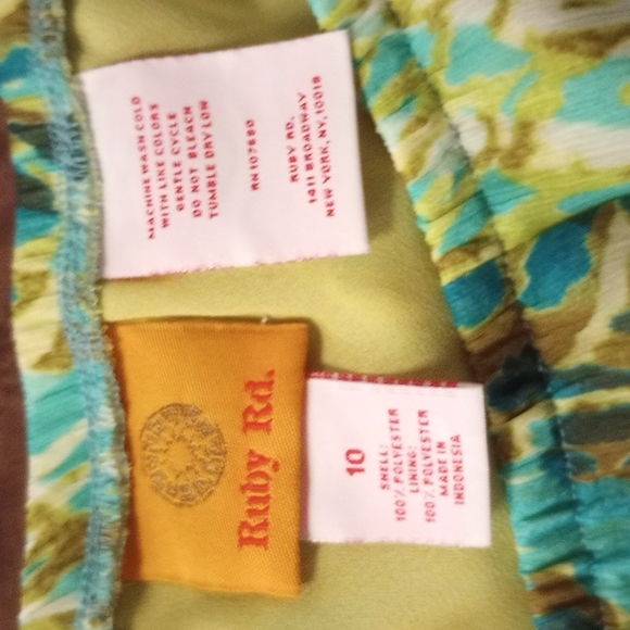 10 Ruby Rd. gorgeous gorded and flared elastic waist skirt - Picture 2 of 2